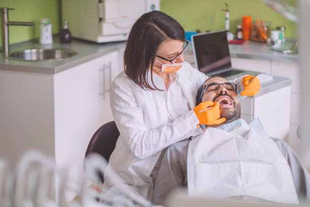 Best Cracked Tooth Emergency Dentist  in Tolleson, AZ